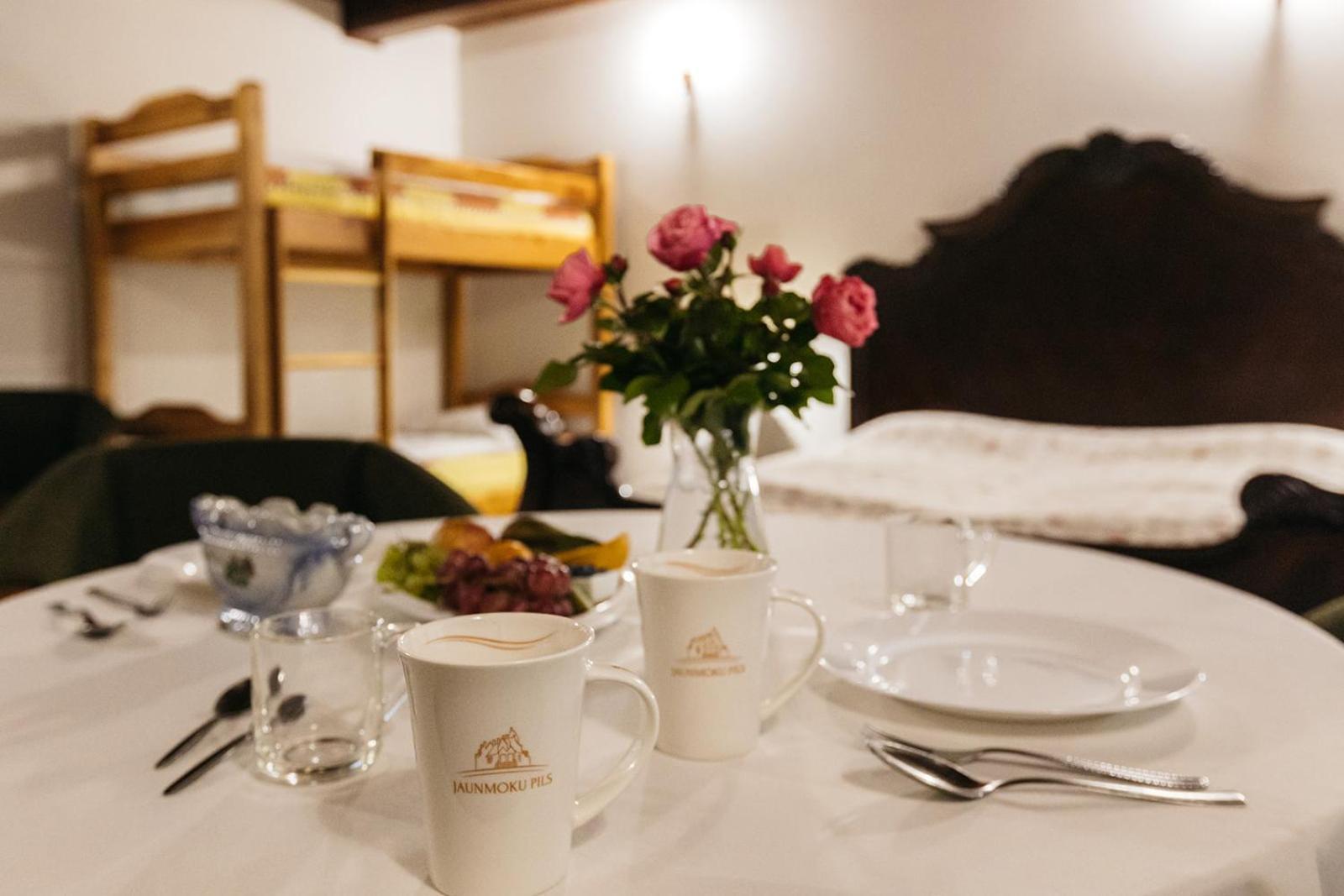 Jaunmoku Palace Complex Hotel Tume Kültér fotó